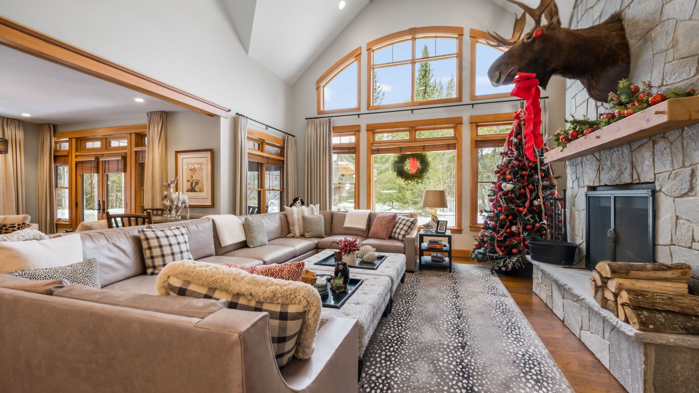 Seasonal Storage Tips for Airbnb Owners Near Table Rock Lake Seasonal Storage Tips for Airbnb Owners Near Table Rock Lake